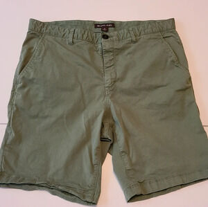 Michael Kors green men's chino shorts sz.34